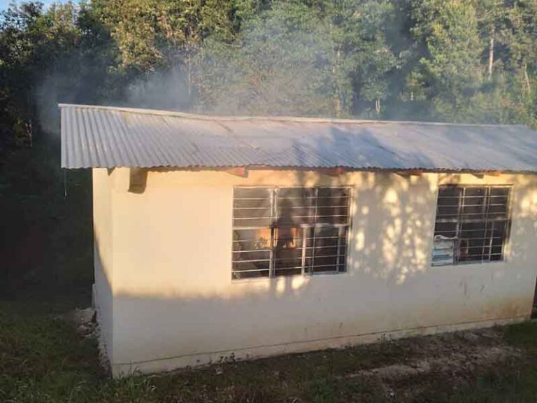 Incendian Aula En Oxchuc Diario De Chiapas