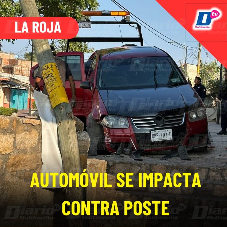 Autom Vil Se Impacta Contra Poste Diario De Chiapas