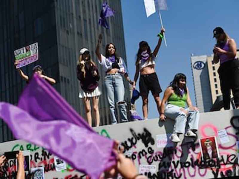 FOTO ASESORIA LEGAL