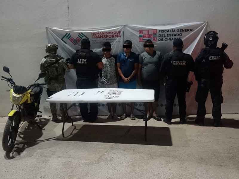 Detienen a narcomenudistas