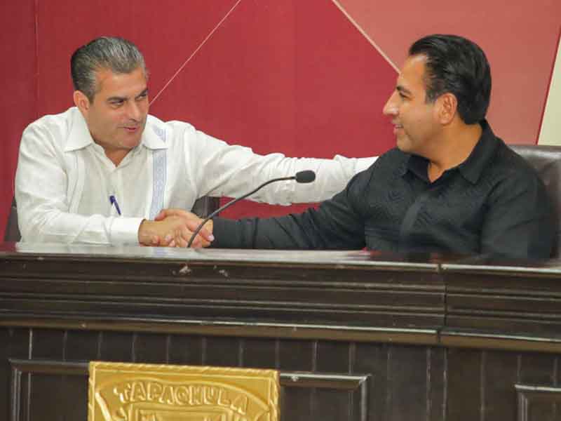 FOTO LINOTIPEANDO