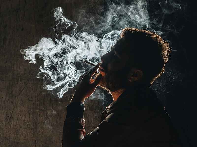FUMAR