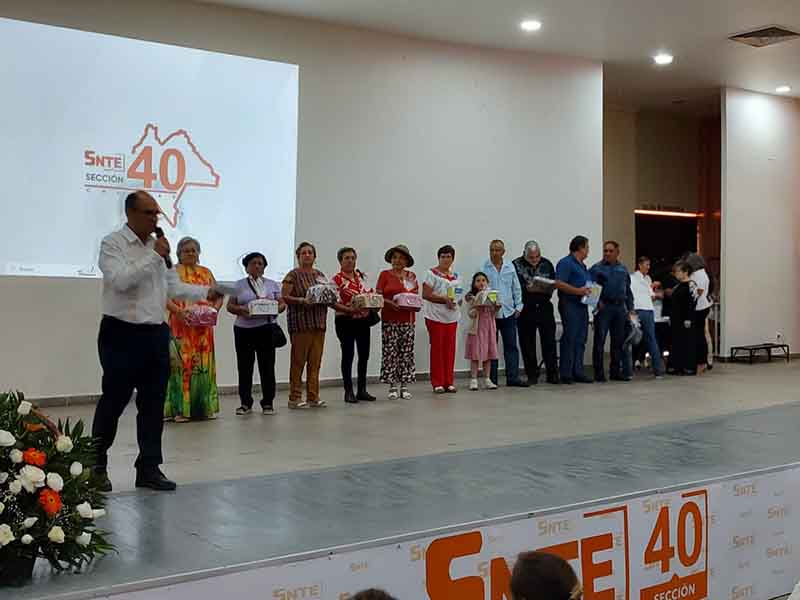 DICU_40 01
