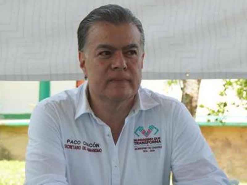 FOTO LETRAS DESNUDAS
