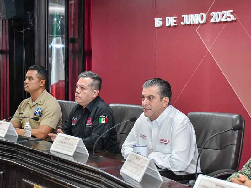FOTO LINOTIPEANDO