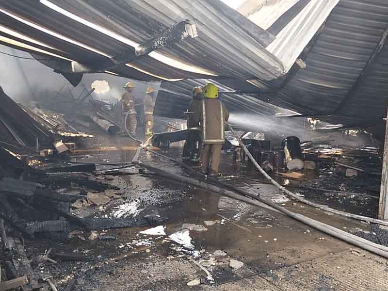 Arde bodega (1)