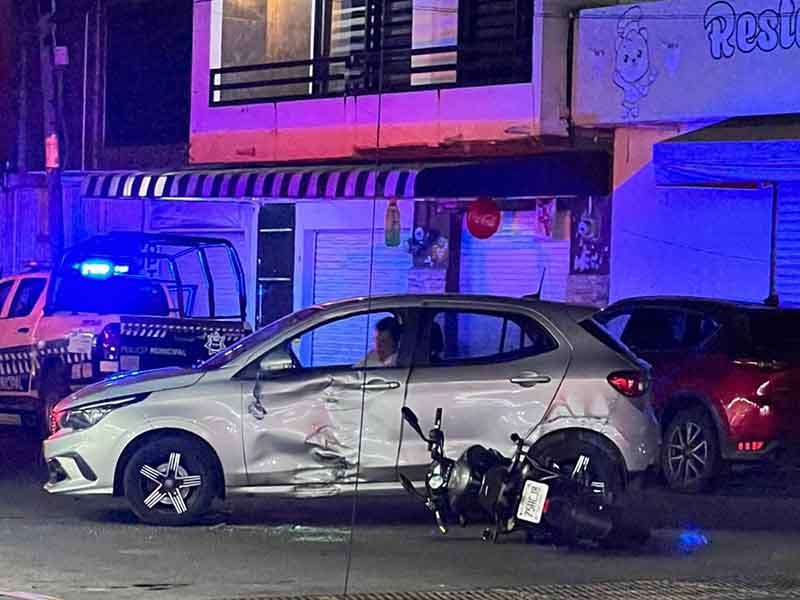 Derriban a motociclista