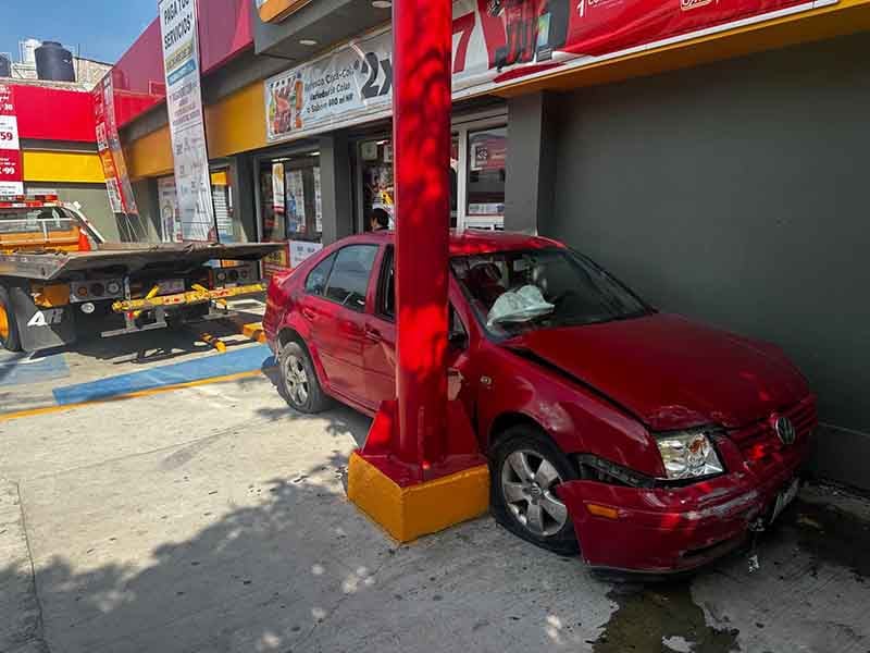 Se desmayó al volante (1)