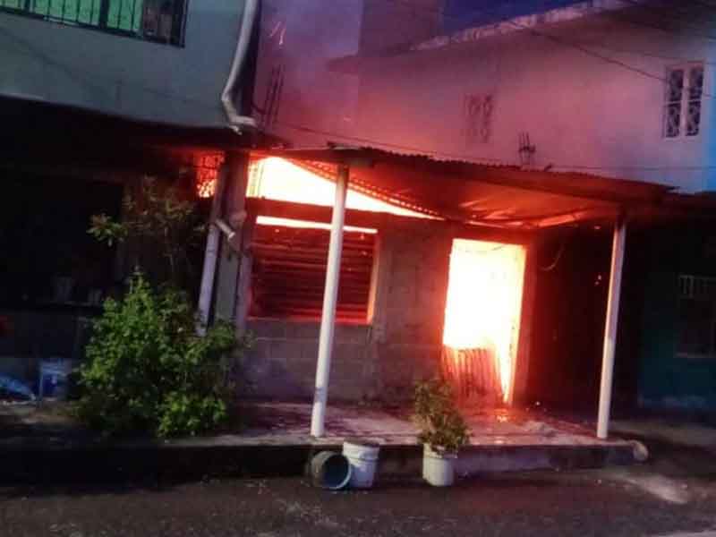 Se incendia casa (2)