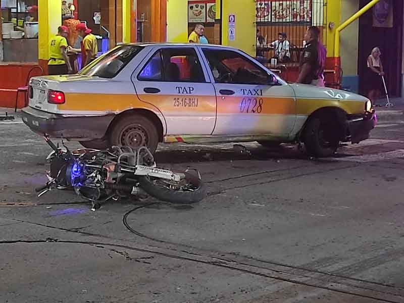 Derriban a motorista (1)