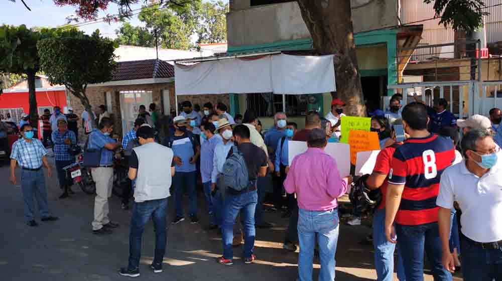 SMAPA a paro laboral - Diario de Chiapas